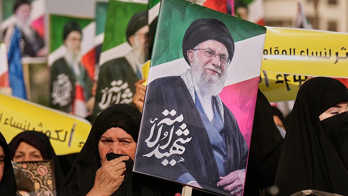 مقاتلون من النخبة وهجمات على الخليج.. تقرير يكشف ما أعدّه الحرس الثوري في العراق