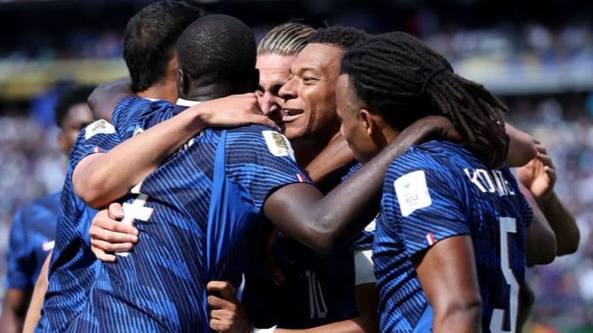 ديشامب يفاجئ فرنسا بتغييرات مرتقبة أمام العراق في المونديال